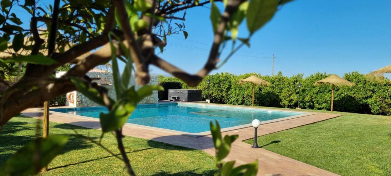 Quinta Dos I'S - Algarve Βίλα Ferrarias  Εξωτερικό φωτογραφία